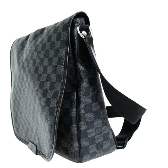 LOUIS VUITTON Daniel MM Shoulder Bag Damier Graphite Leather BK N58029 89FA587 - Picture 2 of 16